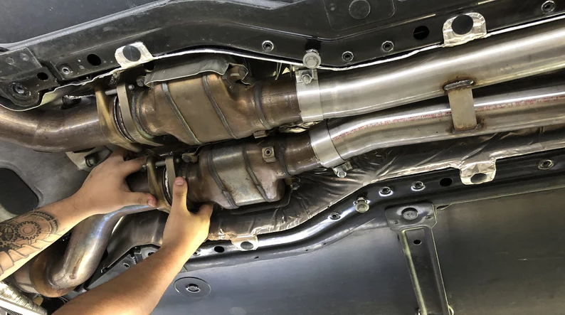 Second image of 2016 - 24 Camaro SS / ZL1 Cat Connect / 3.0in X-Pipe (21085)