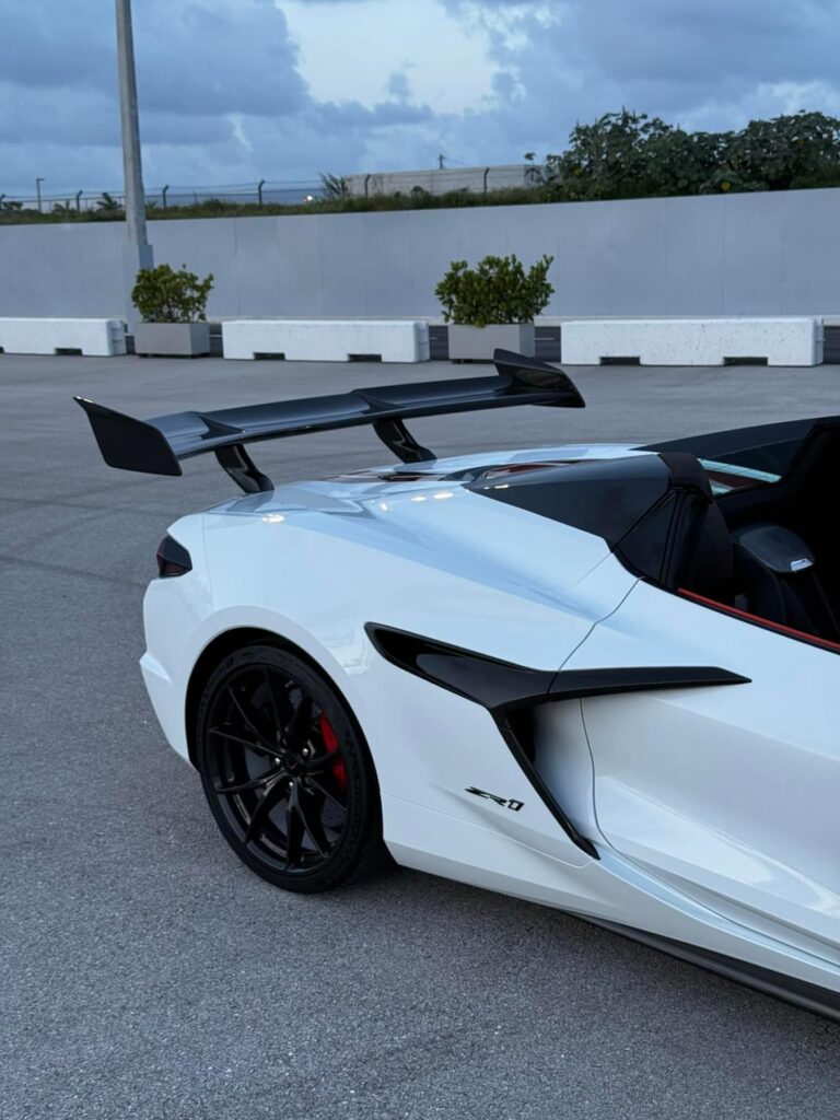 c8 corvette zr1 hood